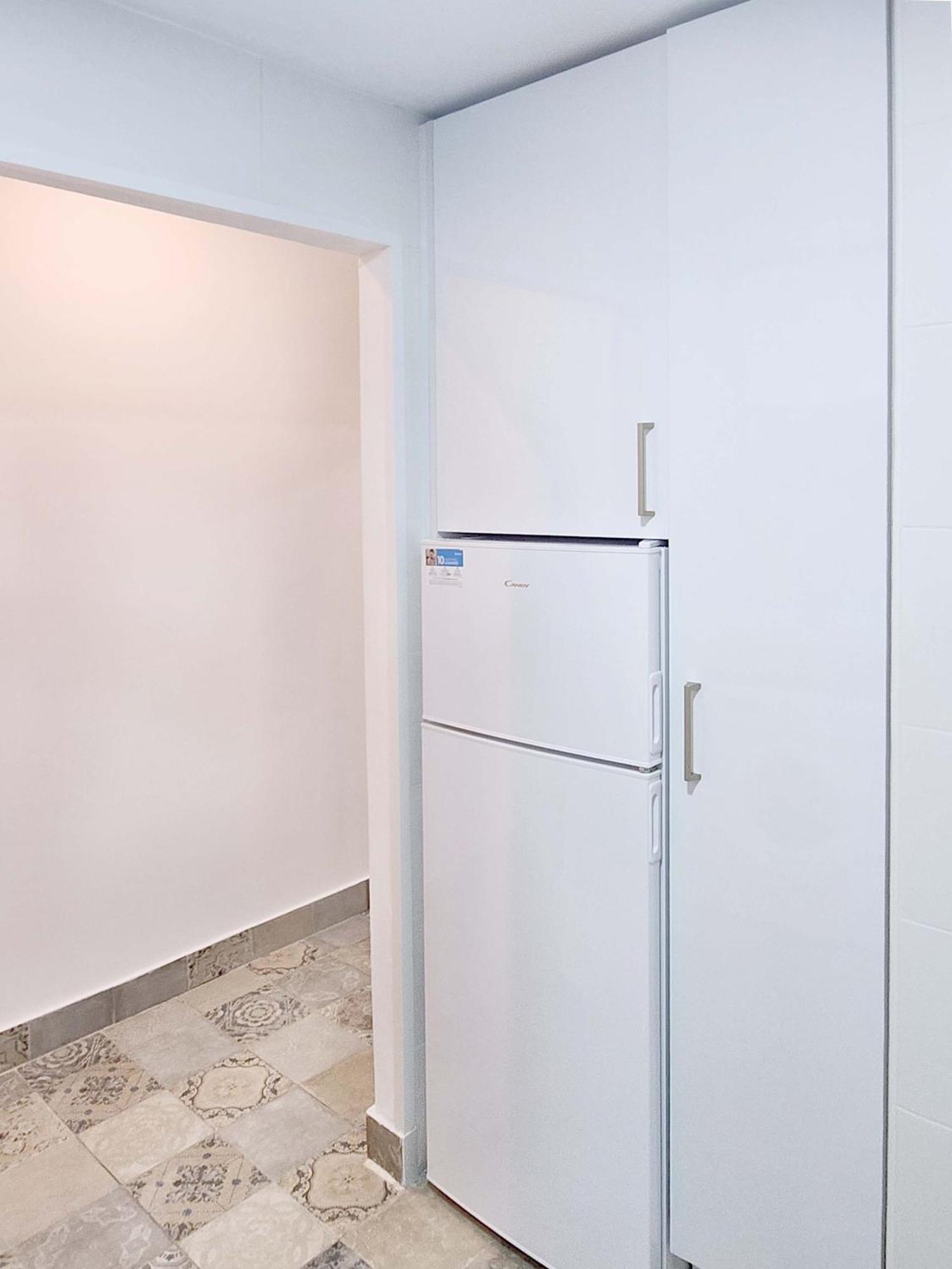 Apartamento Playa De La Caleta, *